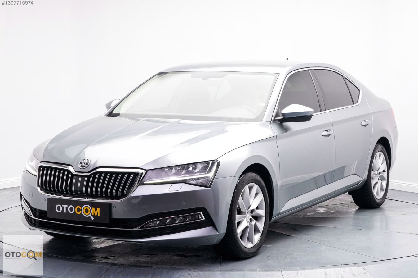 2021 MODEL 74 BİN' DE SKODA SUPERB GERİ GÖRÜŞ HAFIZALI KOLTUK