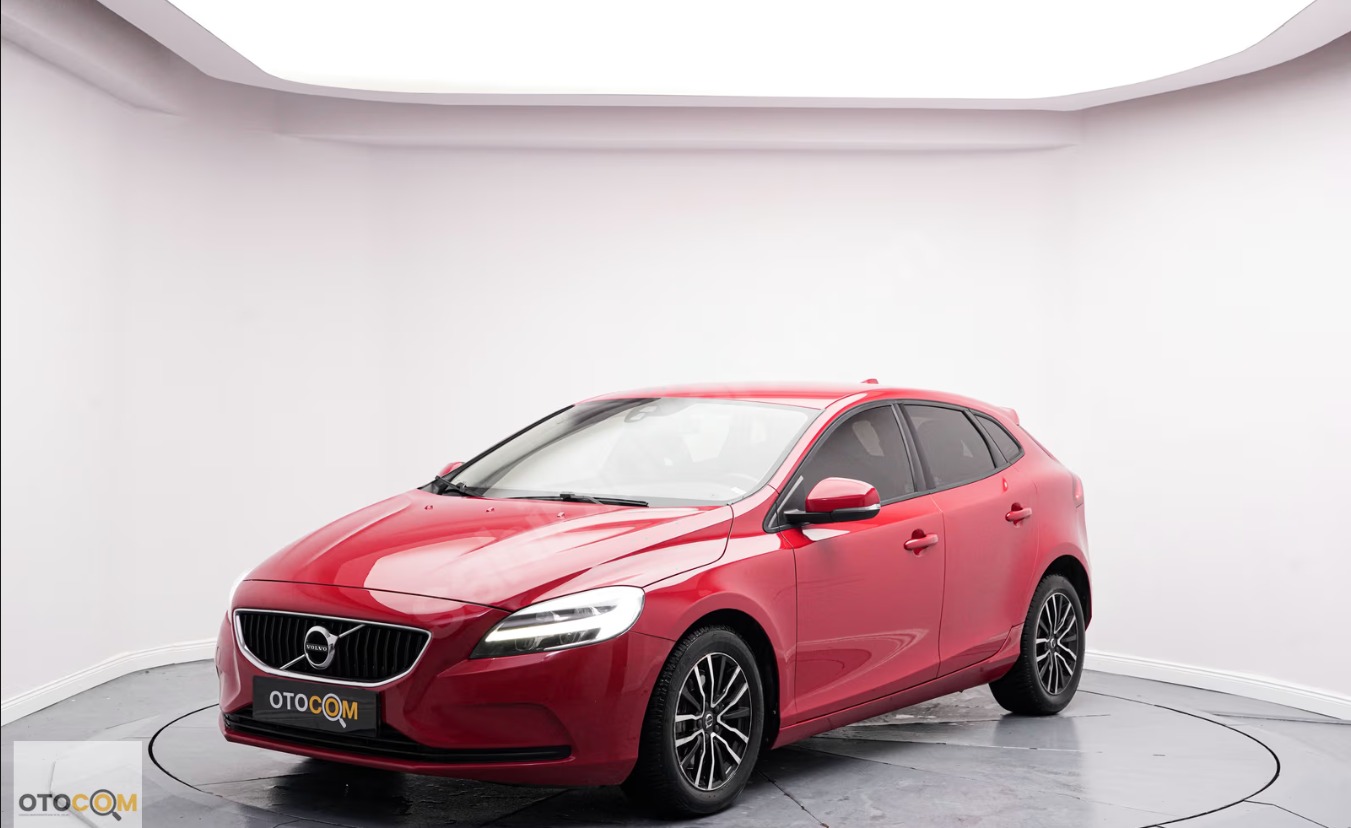2017 MODEL VOLVO V40 MOMENTUM HAYALET EKRAN LED FAR