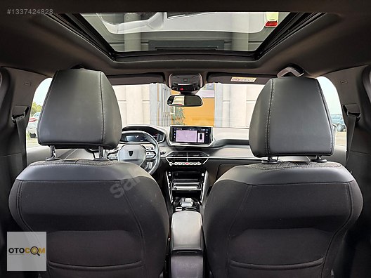 2023 Peugeot 2008 1.2 PureTech Allure
